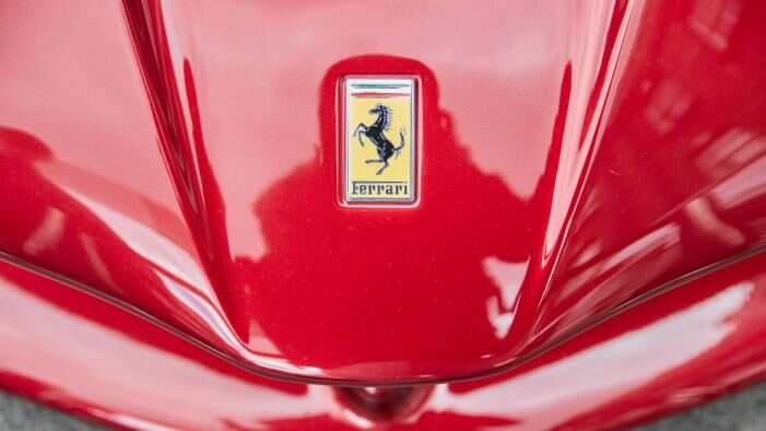 ferrari-nyse-race-jest-najsilniejsza-marka-luxury-premium-na-swiecie-live-trading-news